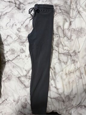 Good American Shadow Gray Elastic-Waist Joggers